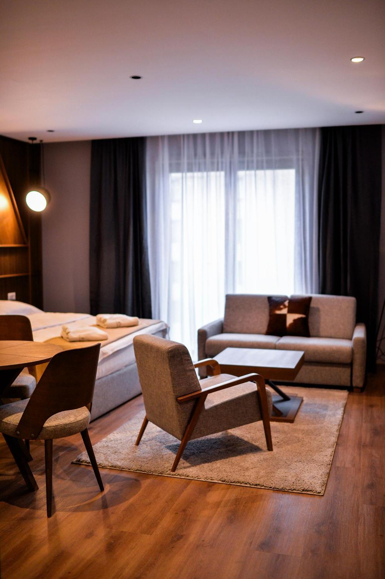 Vila Borova Wellness&Spa Resort ซลาตีบอร์ ภายนอก รูปภาพ