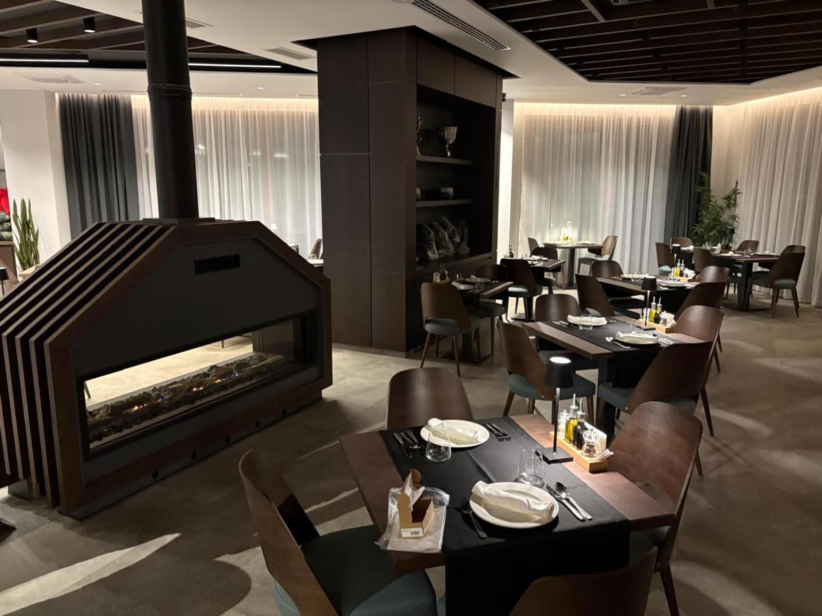 Vila Borova Wellness&Spa Resort ซลาตีบอร์ ภายนอก รูปภาพ